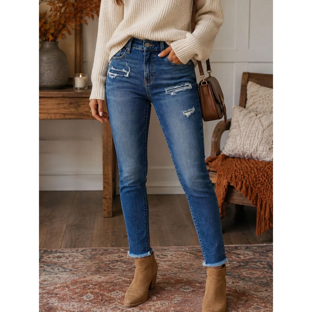 American Eagle Next Level Stretch Distressed Jegging Jeans Raw Hem Size 6 Blue